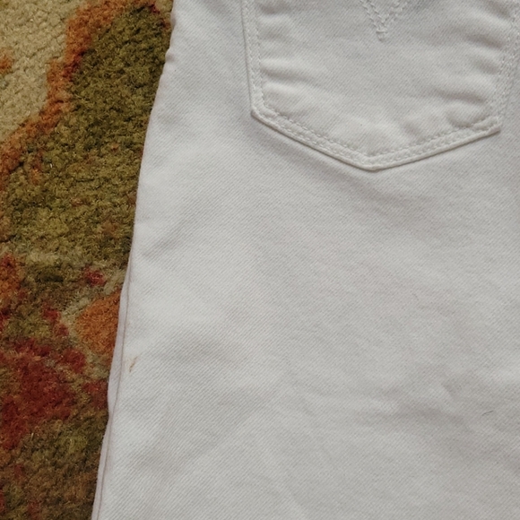 Levi's White 711 Skinny Jeans - Picture 8 of 8